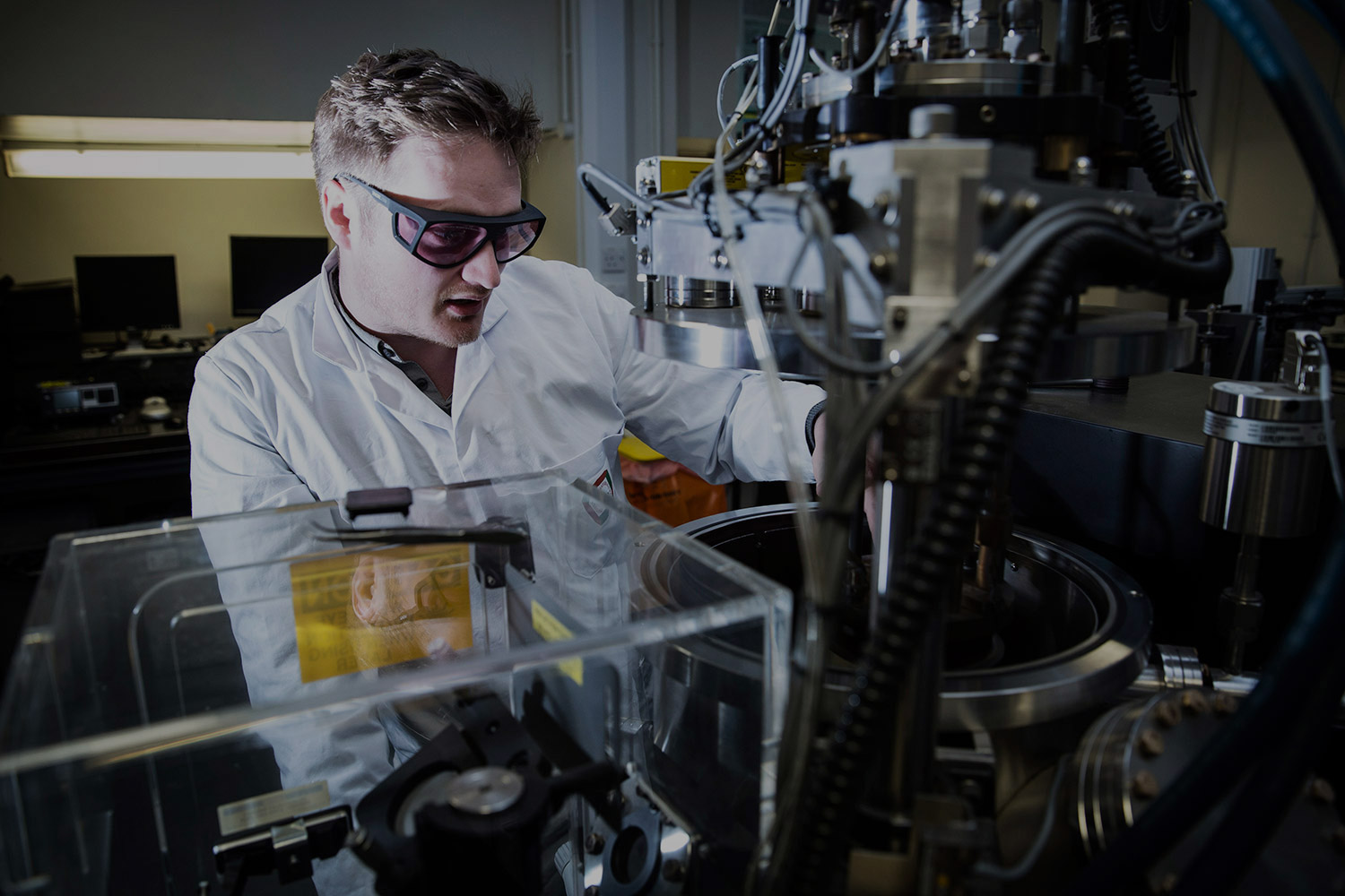 PHONIC INTEGRATED CIRCUIT MANUFACTURING PLATFORM